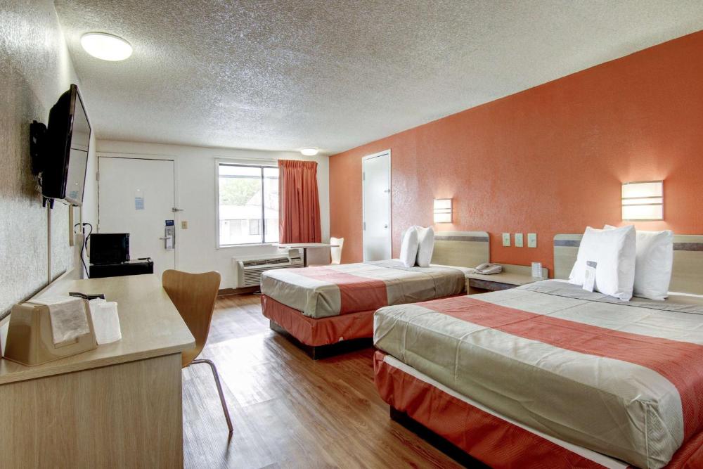 Quadruple Room - Smoking interior